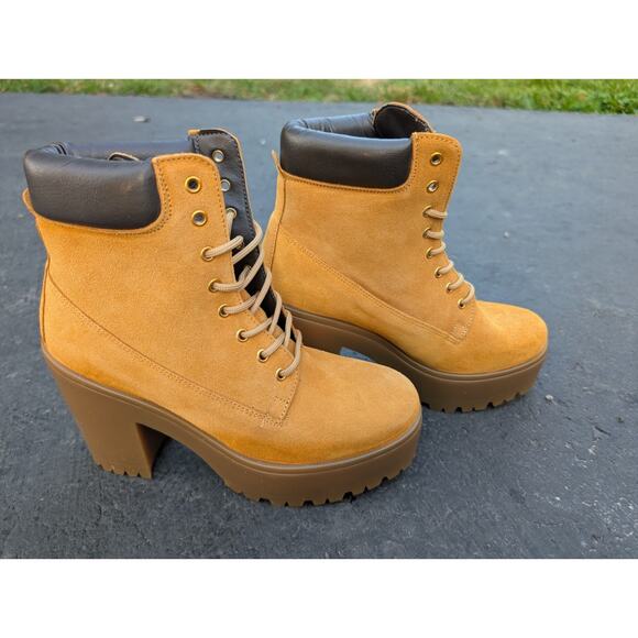 STEVE MADDEN TINDRA Tan Suede Leather Platform Lace up Boots Sz 9 Chunky Bratz - Picture 2 of 8